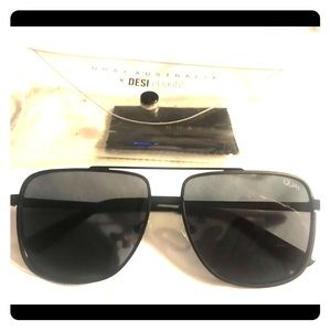 Brand New Quay Black Sunglasses